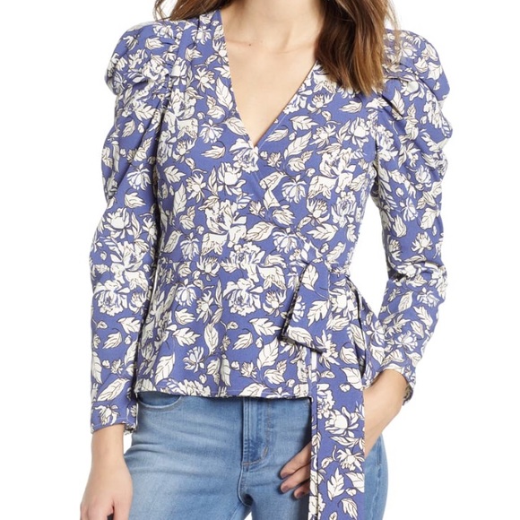 Astr Tops - Astr the label puff sleeve floral wrap top / small